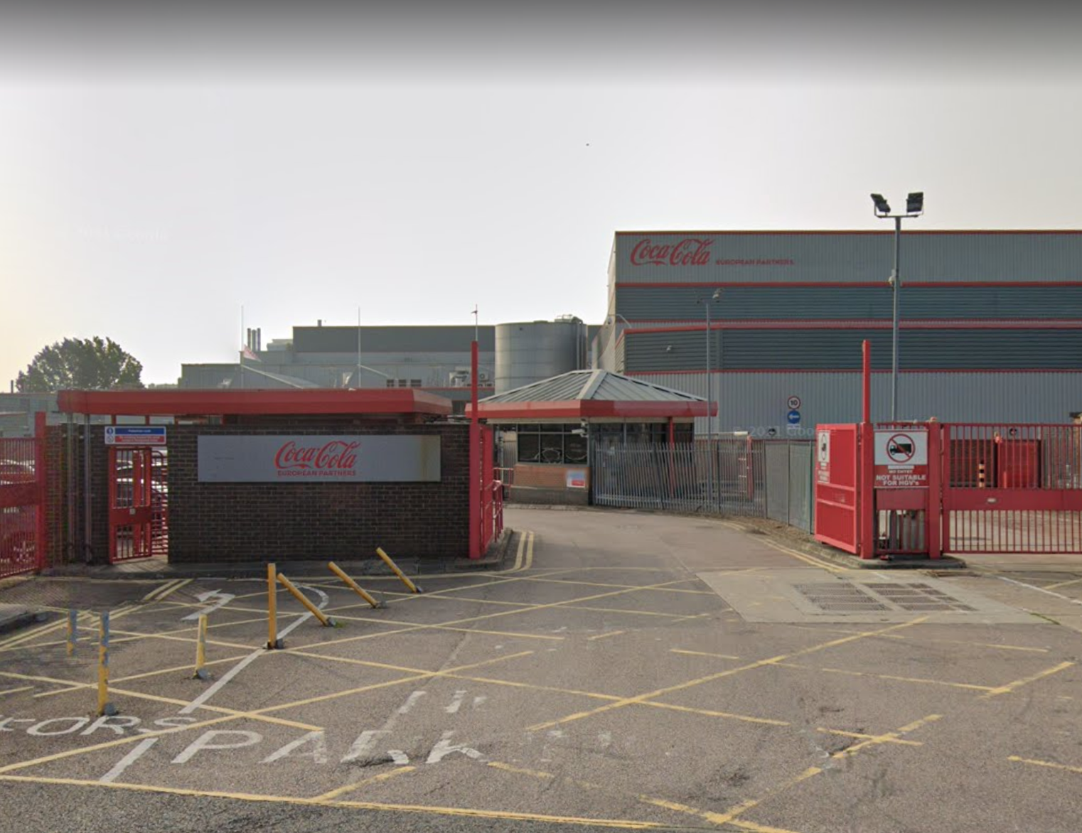 Acid leak at Coca Cola factory as hundreds of workers evacuated The
